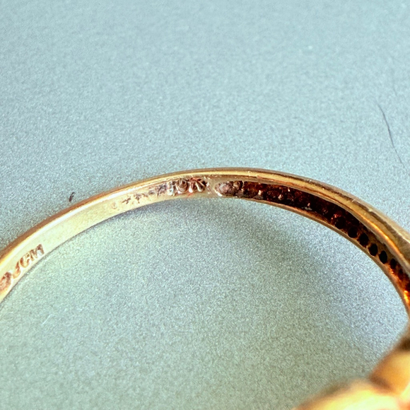 Estate 10K Solid Gold 1.6 TCW Natural Ruby 5Stone Channel Set Ring JCM Mauritius - Picture 9 of 11